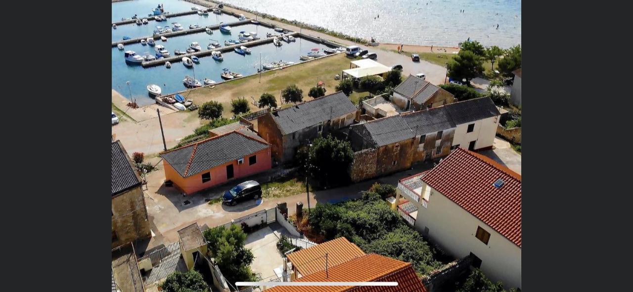 Ljubač App 4 - 6 Persons Direct On The Seaside, 1St Floor 아파트 외부 사진